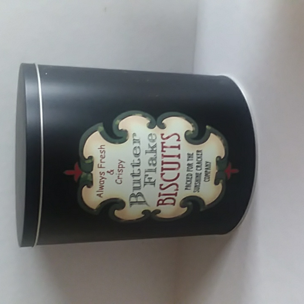 Black Kitchen Tin Decor